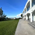 White House With Sea View And Parking