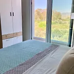 White House With Sea View And Parking Apartament Polis