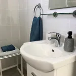 White House With Sea View And Parking Apartament