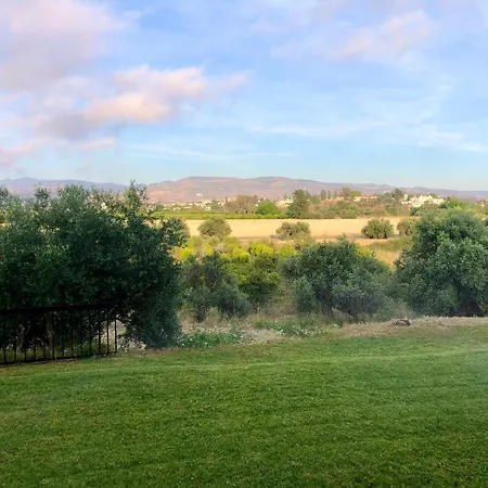 شقة White House With Sea View And Parking *