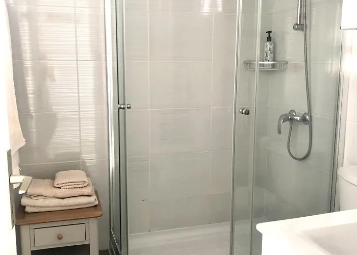 Appartement White House With Sea View And Parking *