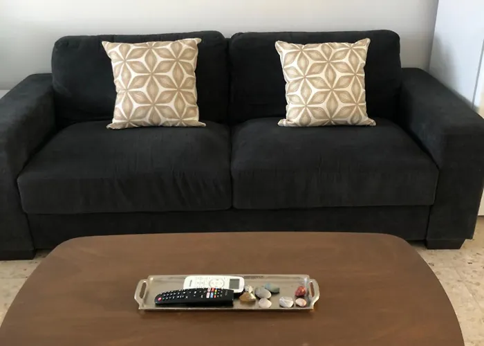 White House With Sea View And Parking *