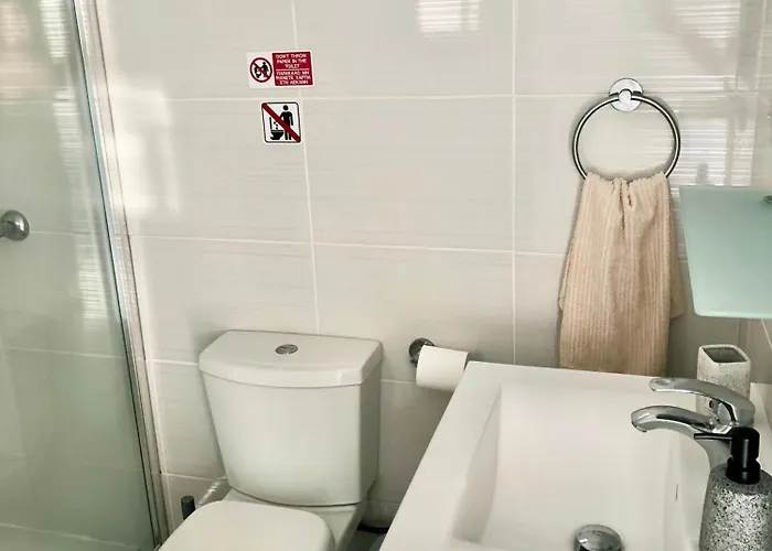 Appartement White House With Sea View And Parking Polis