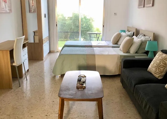 White House With Sea View And Parking Appartement