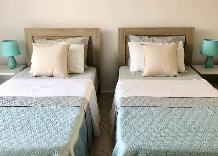 White House With Sea View And Parking Appartement