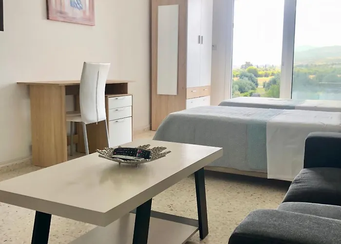 White House With Sea View And Parking アパート Polis