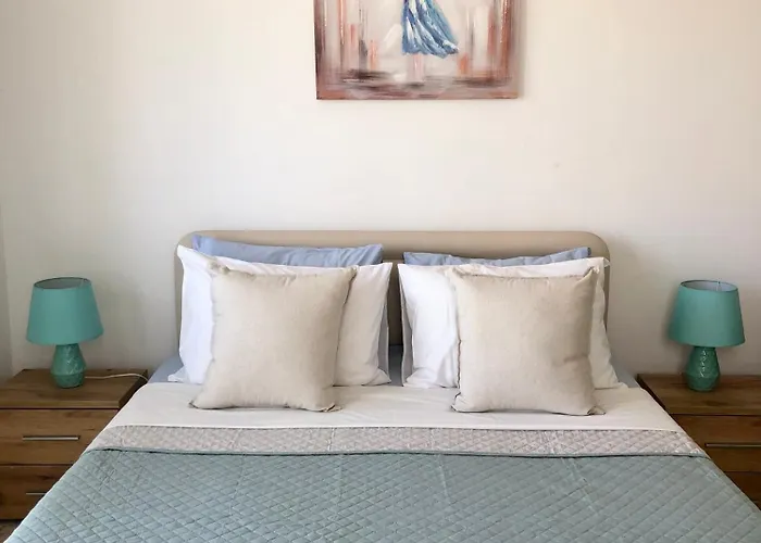 Appartement White House With Sea View And Parking Polis